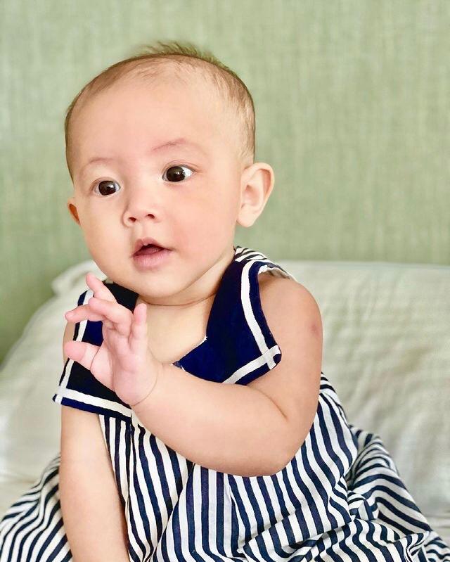 Hồ Ngọc Hà phản ứng khi bị trách kéo chân con dị dạng-5