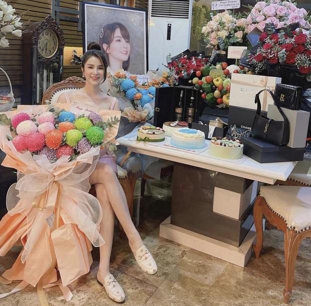 Diệp Lâm Anh giàu cỡ nào sau khi cưới chồng thiếu gia kém tuổi?-14