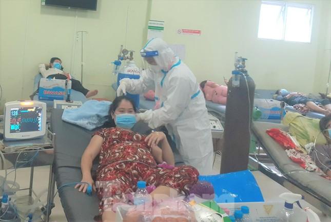 1 bác sĩ chăm 1.000 bệnh nhân, Bình Dương cần chi viện gấp-1