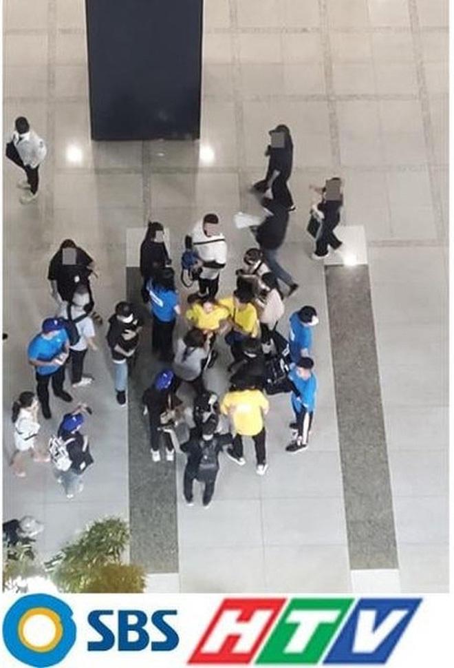 Rò rỉ thêm ảnh dàn sao Running Man tại Hàn, Jack có lộ diện?-3