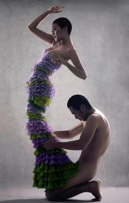 Hà Hồ, Thanh Hằng và những bức ảnh để đời bên mẫu nam nude-9