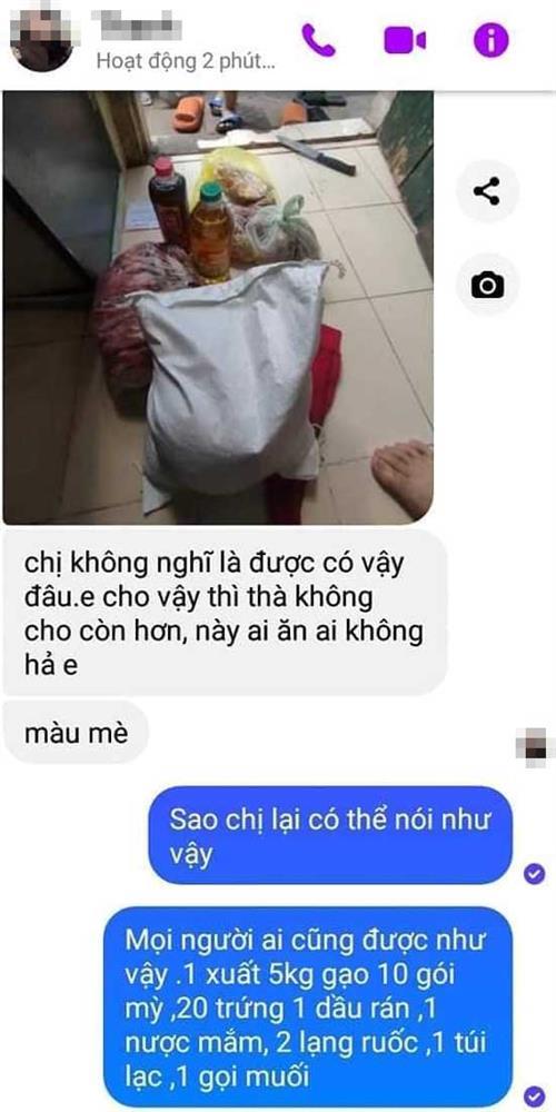 Cô gái nhận quà cứu trợ mùa dịch rồi nhắn tin mỉa mai, chê ít-1