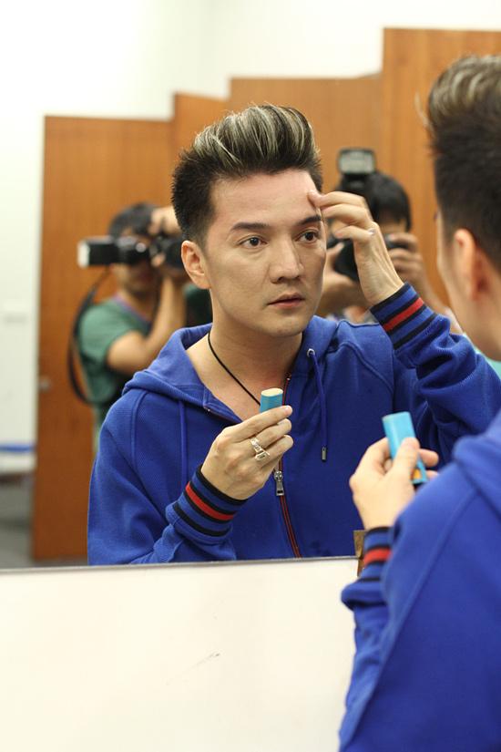 Đàm Vĩnh Hưng sến súa trong clip khiêu chiến bà Phương Hằng-9