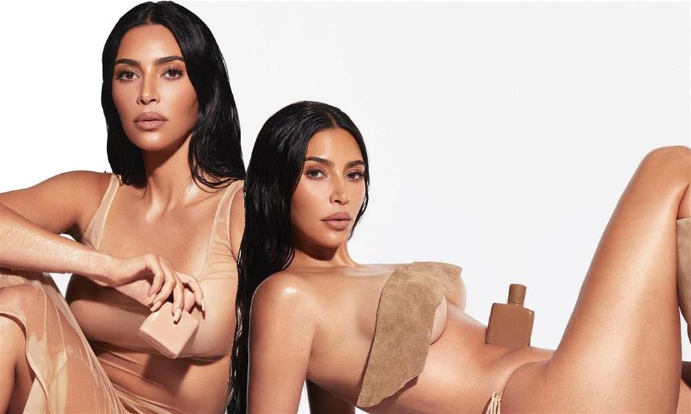 Giờ thì tỷ phú Kim Kardashian cũng khỏa thân quảng cáo rồi!-1