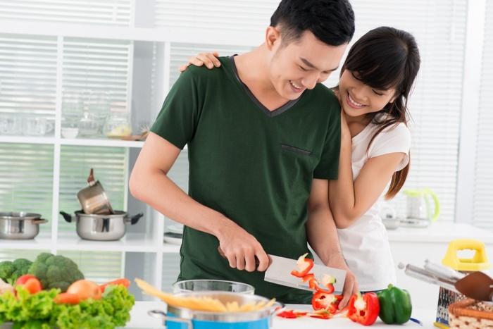 4 biểu hiện rõ ràng của người đàn ông xem vợ như báu vật-2