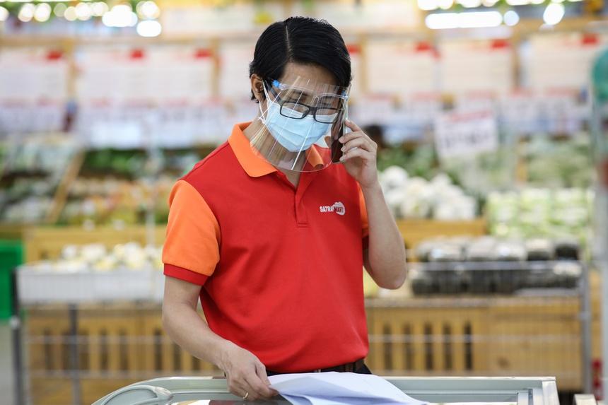 Bị chê giá cao, nhiều siêu thị ở TP.HCM sửa combo đi chợ hộ-1