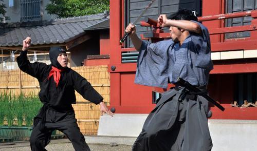 Chỉ 1 sơ suất trong tích tắc, nam diễn viên đốt gần 1 tỷ đồng-8