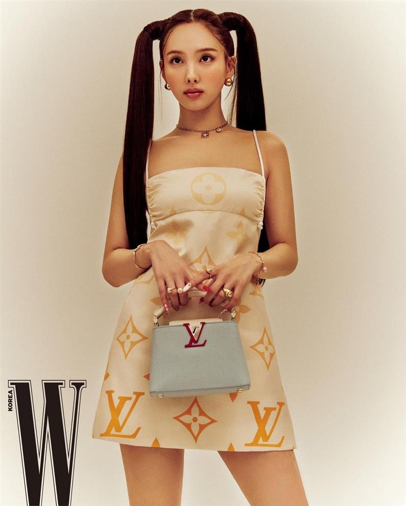 210326 Nayeon X Louis Vuitton  W Korea April Issue  Nayeon Model Fashion