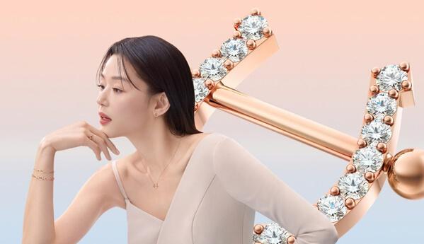 Jennie, Suzy sở hữu đôi vai triệu đô xứ Hàn, xứng danh cây treo quần áo-7