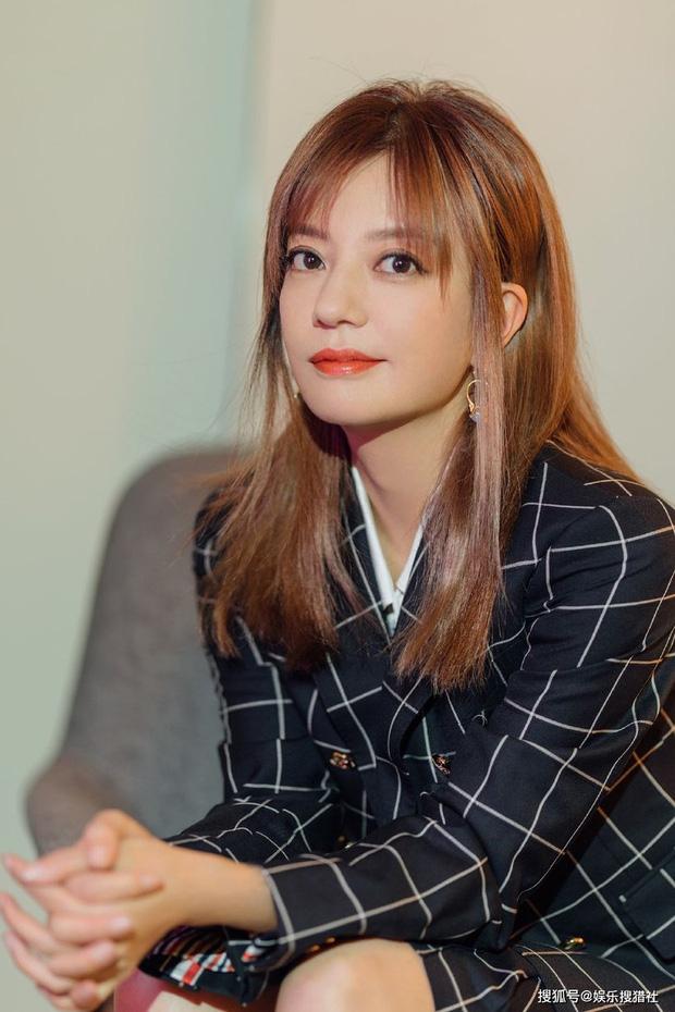 Tzuyu TWICE bị réo gọi vào scandal phong sát của Triệu Vy-1