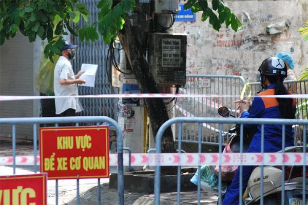 Ngày 27/8 thêm 12.920 ca Covid-19, TP.HCM 5.383, Bình Dương 4.187-3