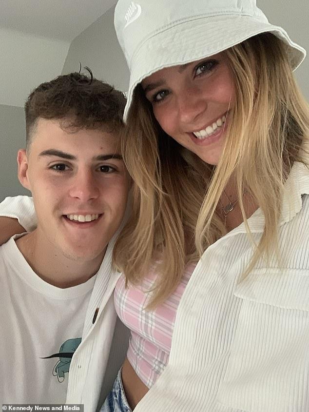 Cô gái tán tỉnh anh hàng xóm đẹp trai bằng một chiếc máy bay giấy-1