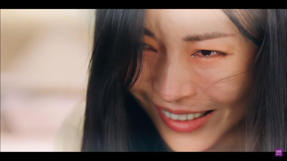 Penthouse 3 tập 13: Ác nữ Seo Jin giả điên sống sót, bà cả Shim bay màu-9