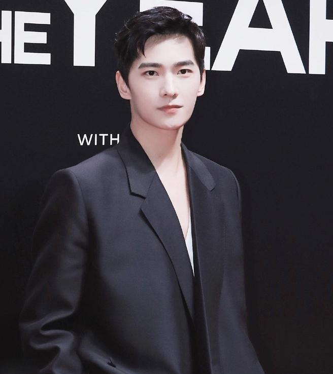 Lộ danh sách 9 minh tinh sạch, an toàn vượt qua thanh trừng-3