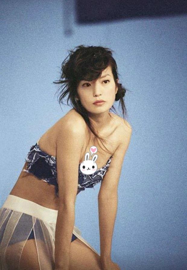 Rò rỉ ảnh sexy lộ cả nội y chưa từng công bố của Triệu Vy-2