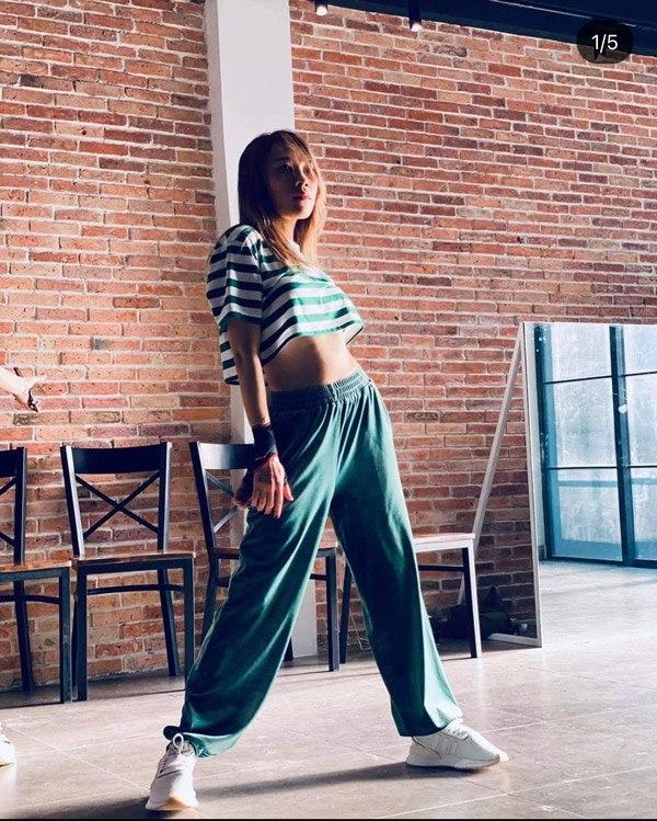 Trung thành với quần yếm, Mỹ Tâm trẻ xinh như gái 20-9