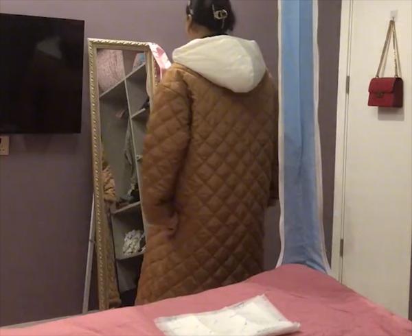 Vợ mua áo ấm vào mùa hè, chồng phản ứng dậy sóng dân mạng-1