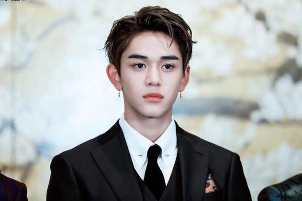 Lucas (NCT) bị Dispatch chơi một vố cà khịa sát thương-3