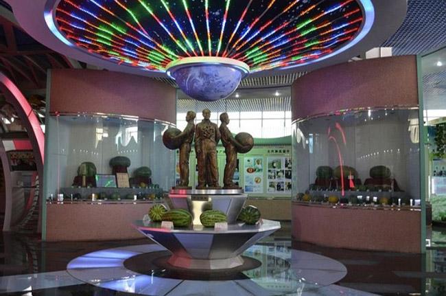 Những điều kỳ lạ du khách chỉ bắt gặp ở Trung Quốc-1