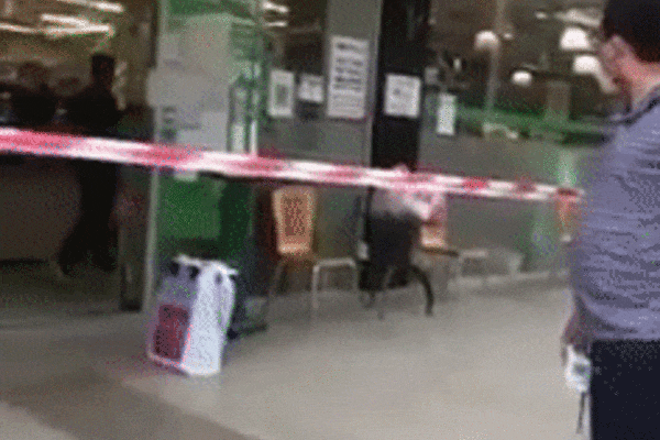 Phó TGĐ xưng là ban chỉ đạo quận 7 náo loạn siêu thị ra tòa: Sai nhưng không có tội-1