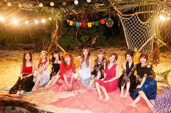 MV Dance The Night Away giúp TWICE thiết lập kỷ lục mới-1