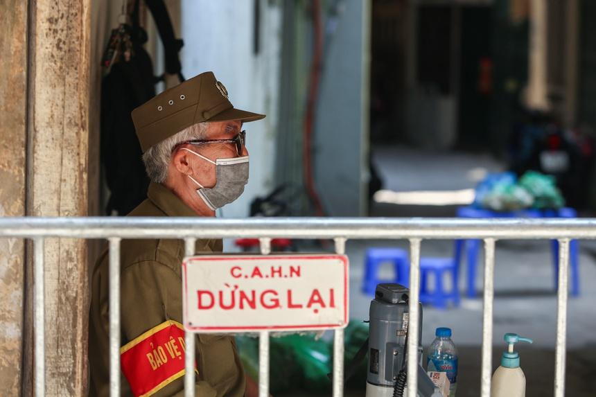 Vì sao ổ dịch siêu lây nhiễm xuất hiện ở Thanh Xuân Trung?-1