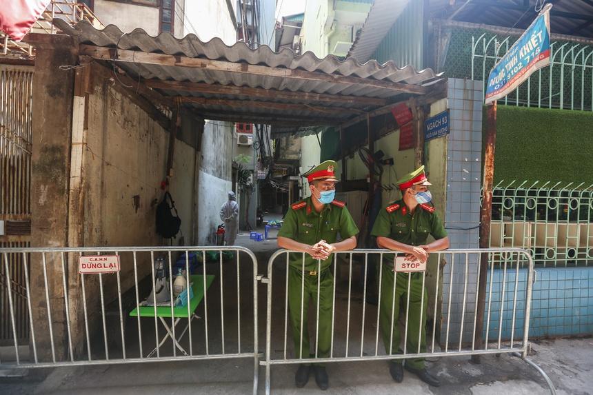 Vì sao ổ dịch siêu lây nhiễm xuất hiện ở Thanh Xuân Trung?-2