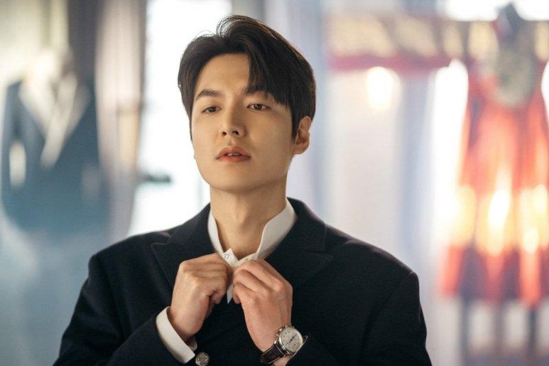 5 điểm trùng hợp giữa Jennie - Yeon Woo khi bị tung tin hẹn hò-5