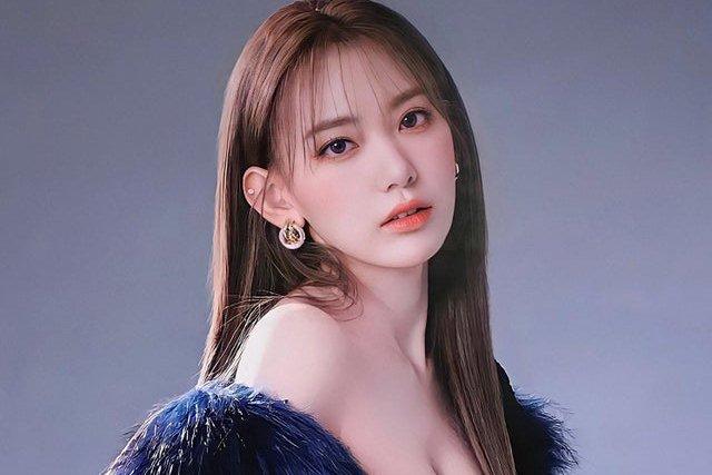Miyawaki Sakura được công ty của BTS săn đón