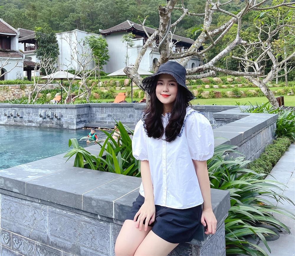 Bà xã Đỗ Duy Mạnh ở nhà giãn cách trông thế nào?-5