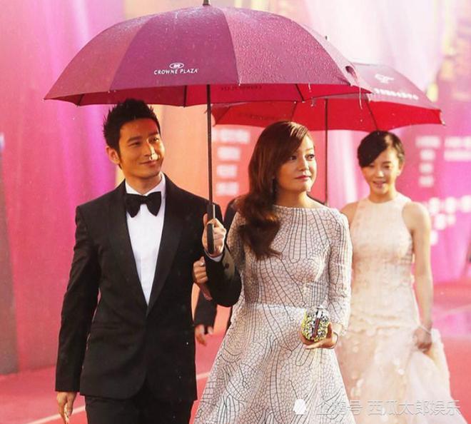 Bạn bè Triệu Vy: Người cắt đứt, người im lặng sau vụ phong sát-3