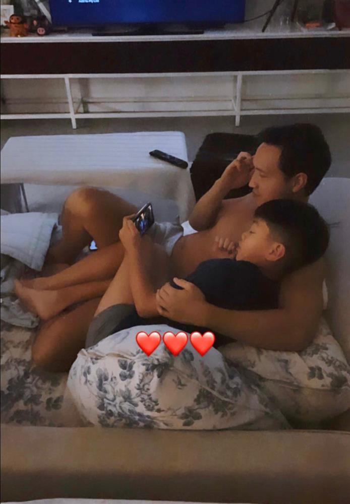 1001 khoảnh khắc như cha con ruột của Kim Lý - Subeo-3