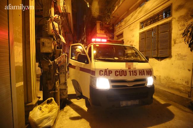 Bệnh nhân bị xe 115 Hà Nội nhốt chỉ vì không có tiền mặt-2