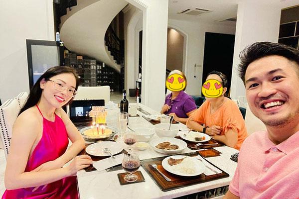 Chị chồng hoàng tộc của Hà Tăng lần đầu khoe ảnh vượt cạn-6