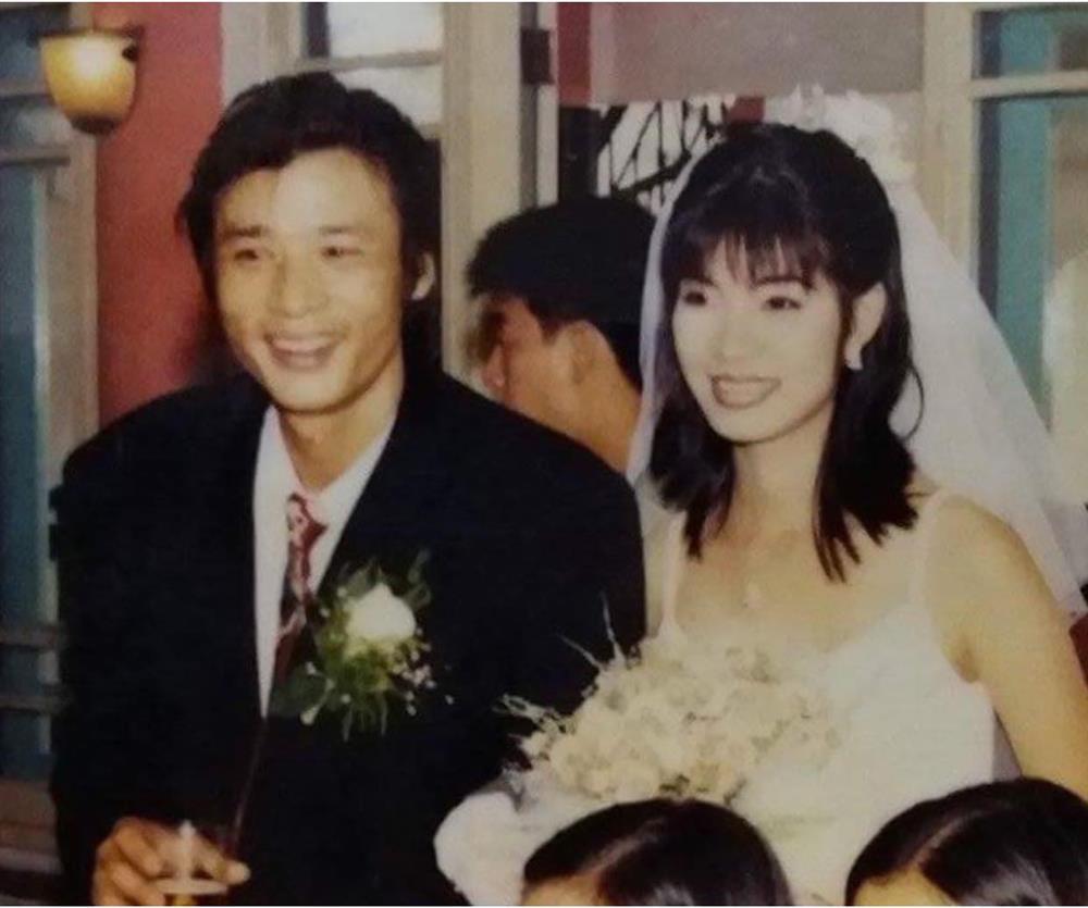 Bố Sinh Hương Vị Tình Thân kể về 3 lần mặc vest trong đời-3