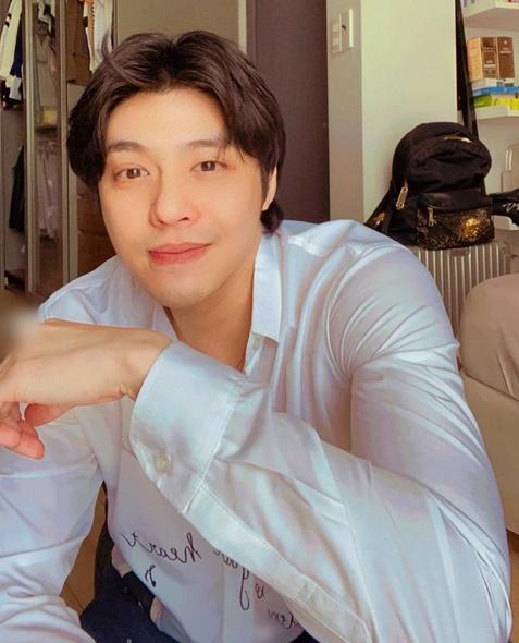 Nam thần như Noo Phước Thịnh cũng béo ú nu sau giãn cách-5