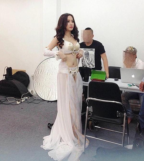 Sao Việt trong phòng thay đồ: Khoảnh khắc tuyết lê ngồn ngộn-6