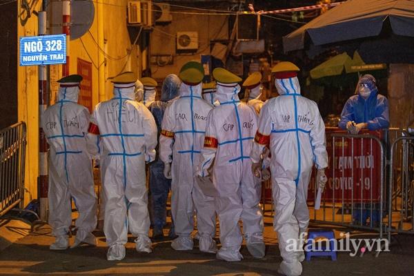 Bắt đầu di dân ra khỏi ổ dịch nóng nhất Hà Nội-2