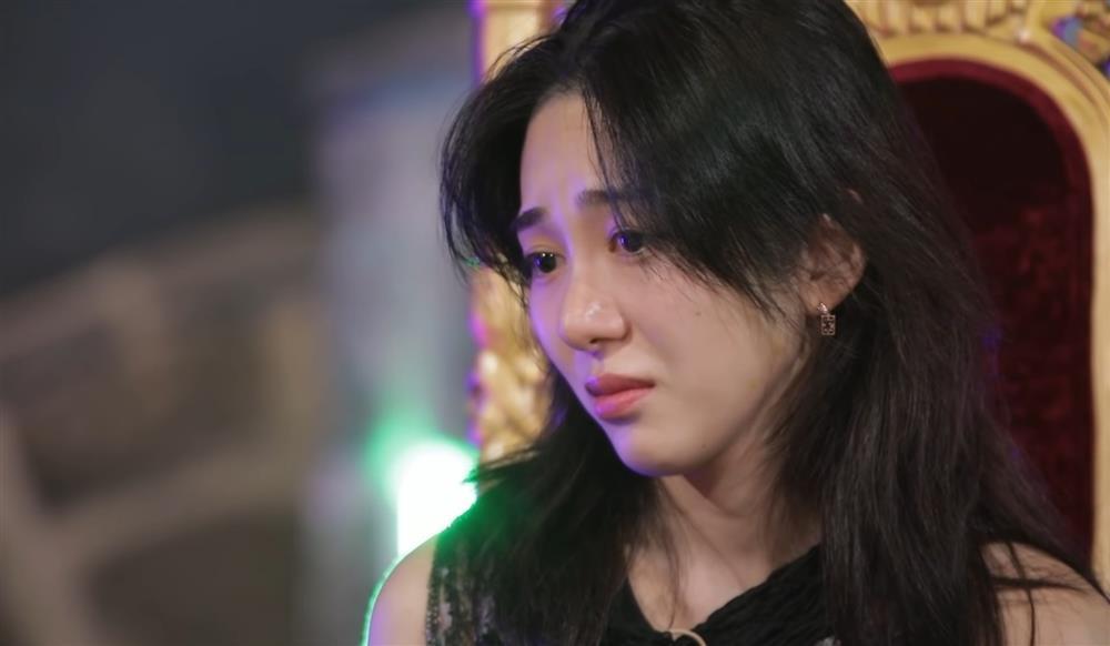 Mina kể bị hiếp năm 14 tuổi, nhắc đến Sulli gây phẫn nộ-2