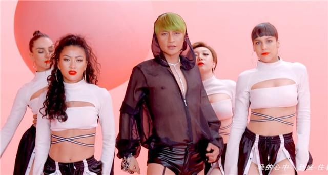 Trung Quốc cấm sao nam ẻo lả, dân mạng réo vội 4 cái tên-11