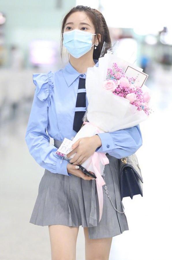 Âu Dương Na Na, Địch Lệ Nhiệt Ba phát cuồng style nữ sinh ngây thơ-7