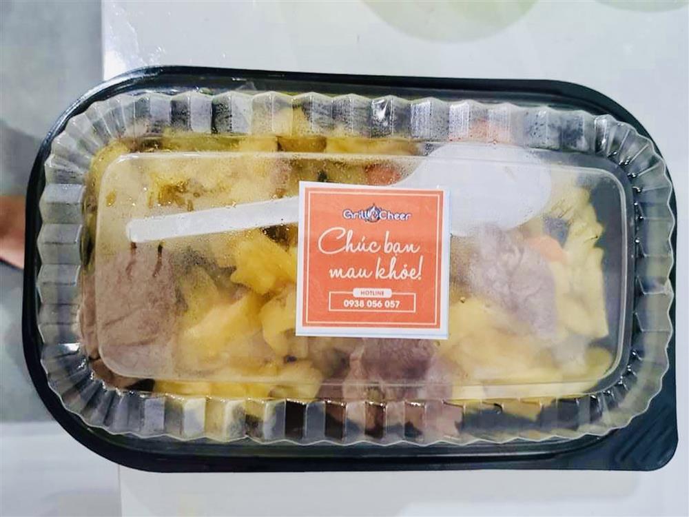 F0 xô rào, tranh cướp đồ ăn ở bệnh viện dã chiến tại Bình Dương-6