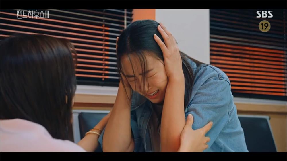 Penthouse 3 tập 13: Seo Jin giết chồng cũ, đẩy bà cả Shim xuống vực-22