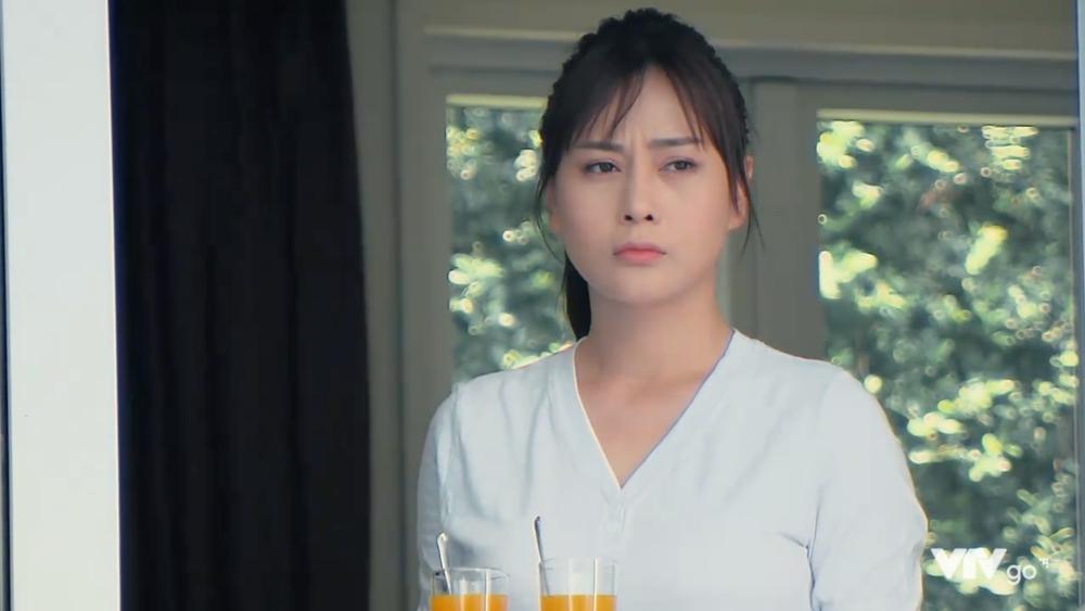 Hương Vị Tình Thân tập 27: Bà Xuân tự vả mặt mình ăn không ngồi rồi-6