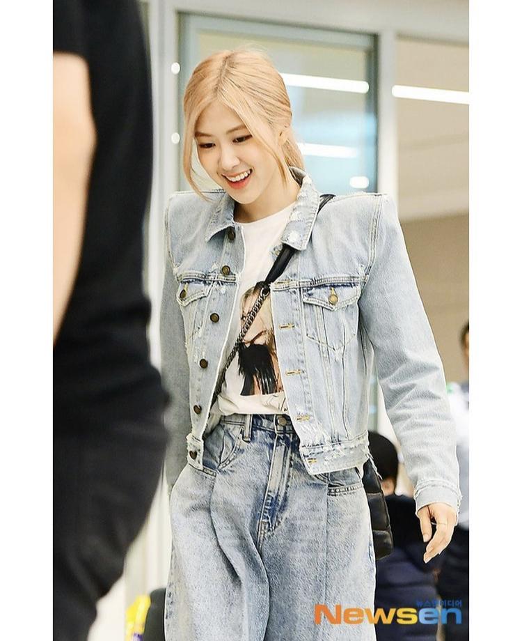 Mix đồ với quần jeans phá cách như Rosé, Lisa BLACKPINK-6