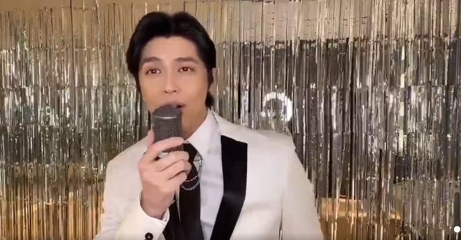 Noo Phước Thịnh mở show tại gia, bị hỏi có mặc quần không đấy?-2