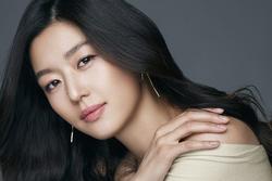 8 sao Hàn có cát-xê cao nhất 2021: Song Hye Kyo tận hạng 7