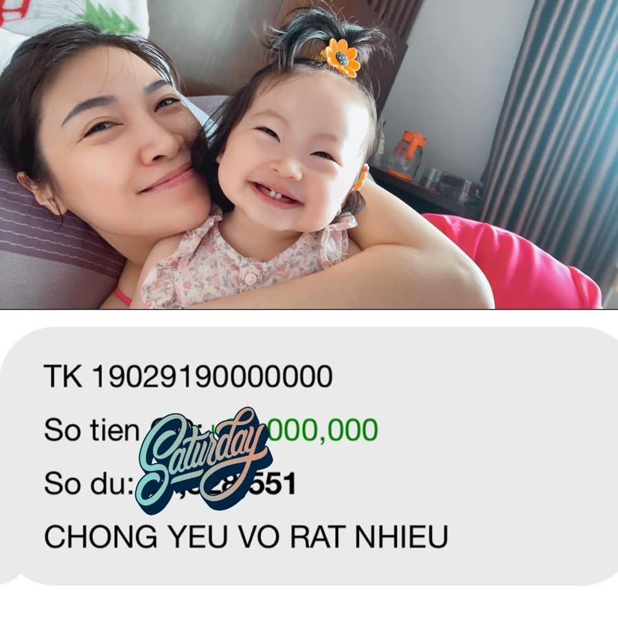 Pha Lê hào hứng khoe tin nhắn 