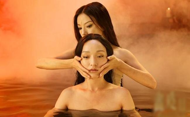 4 cảnh yêu để đời của Triệu Vy: Đang mây mưa thì chồng đến thăm-3