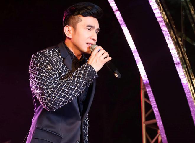 Showbiz Việt đóng băng, nhìn Đan Trường hát live ở Mỹ netizen thèm thuồng-1